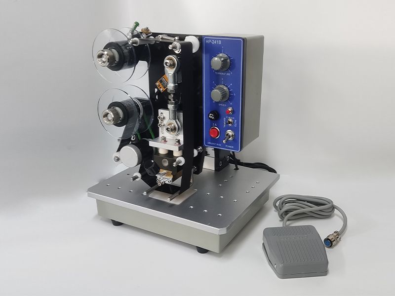 色带打码机如何装字及换字